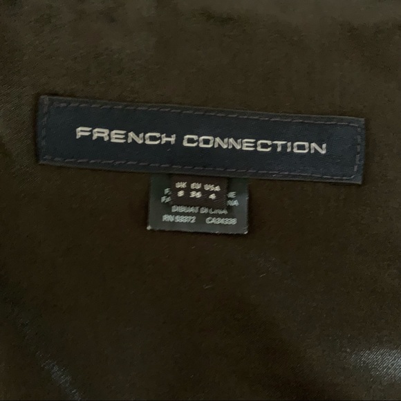 Short black dress French Connection sweetheart neck ruffle skirt - Picture 8 of 9